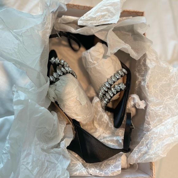 Badgley Mischka Melania Strappy Sandal - Picture 6 of 7